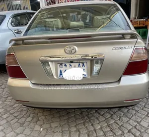 Toyota Corolla 2006 Gold