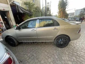 Toyota Corolla 2006 Gold