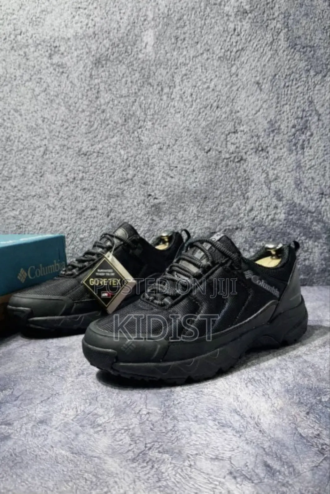 Columbia Men's Granite Trail Waterproof Shoe