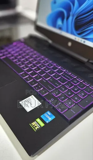 New Laptop HP Pavilion 15 16GB Intel Core I5 SSD 512GB
