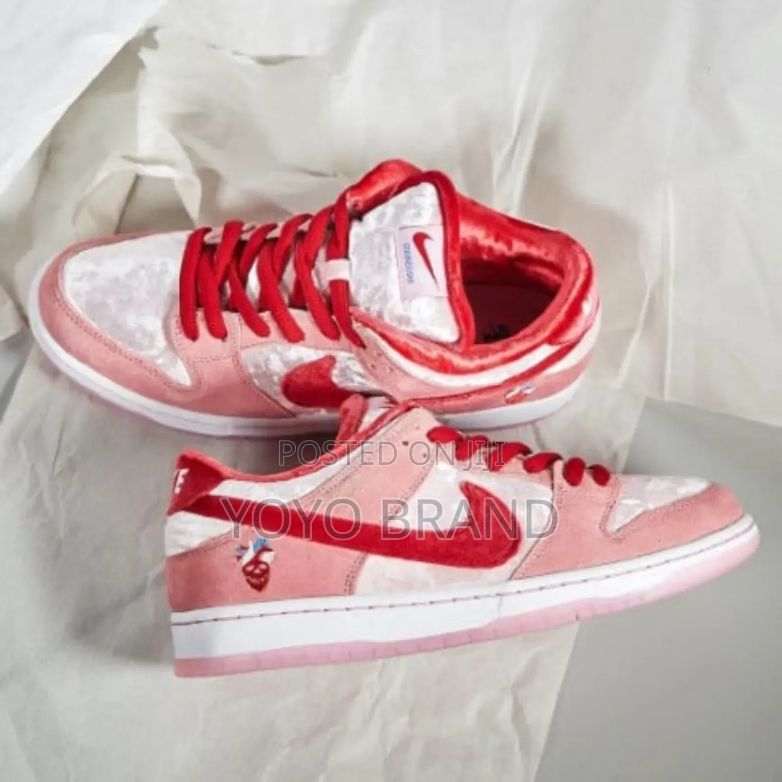 Nike Sb Dunk Low Strange Love Fashion Shoes