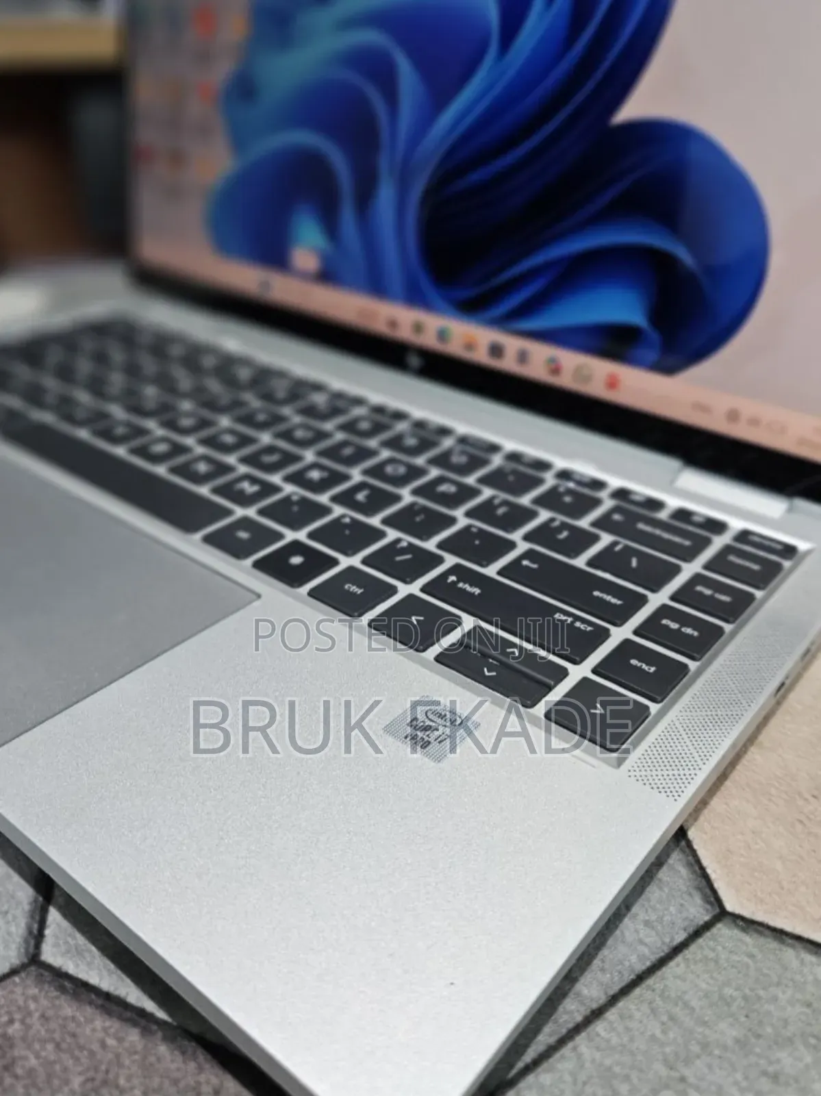 New Laptop HP EliteBook X360 1040 G7 16GB Intel Core I7 SSD 512GB