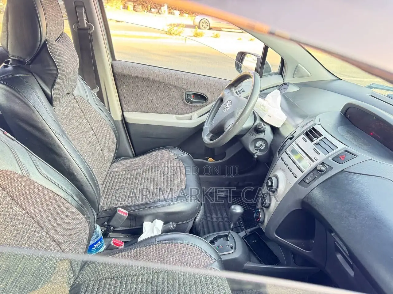 Toyota Yaris 1.0 VVT-i 2008 Gray