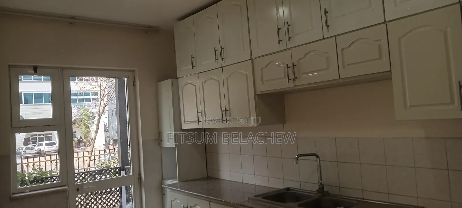2bdrm Apartment in Varenro, Nifas Silk-Lafto for rent