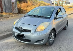 Toyota Vitz 1.0 FWD 3dr 2007 Silver