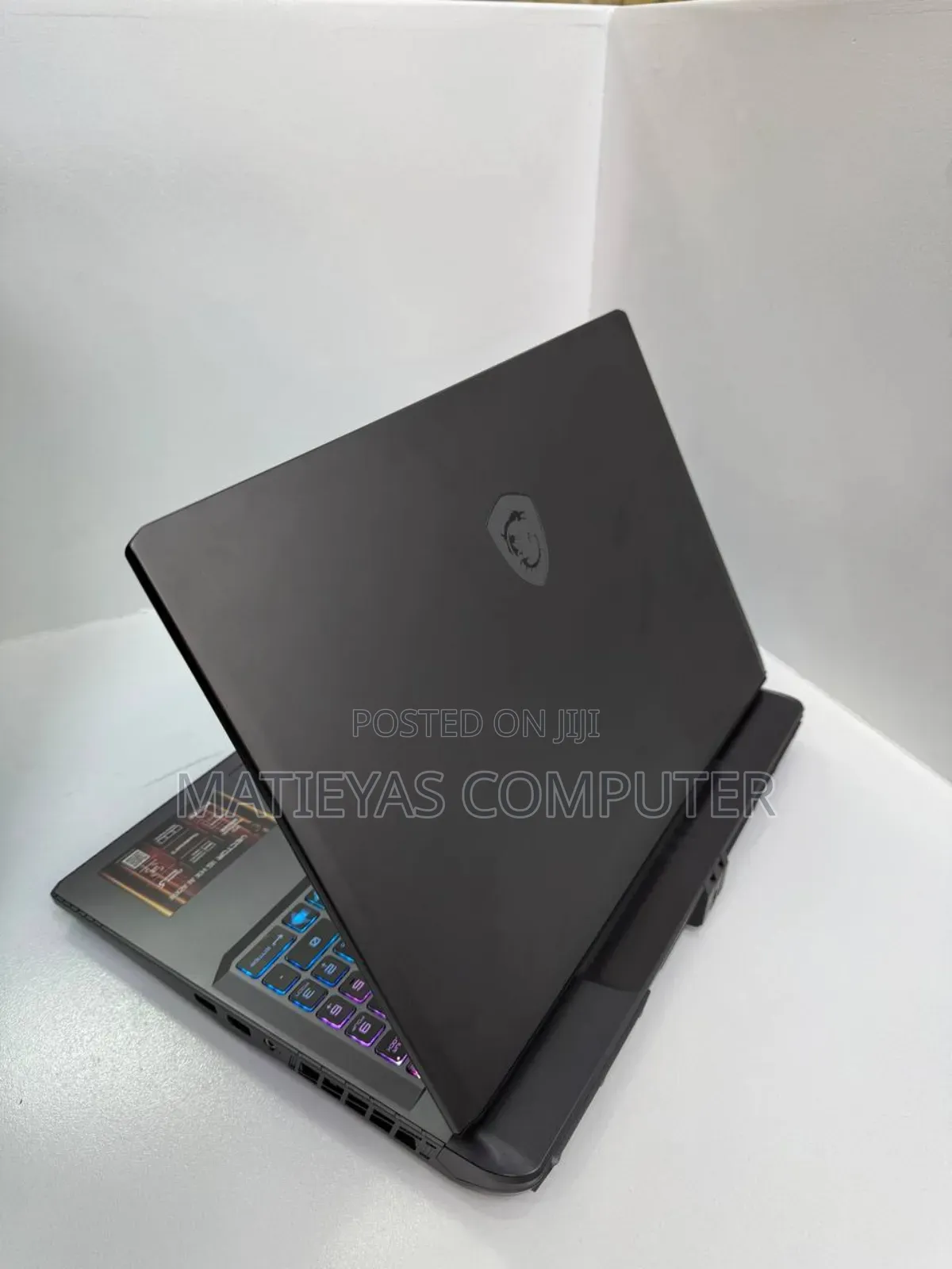 New Laptop MSI Vector 16 HX AI A2XWIG 32GB Intel Core Ultra 7 SSD 512GB