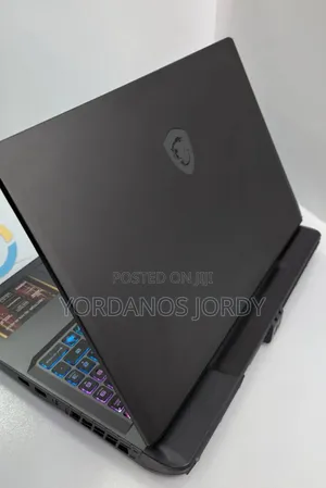 New Laptop MSI Vector 16 HX AI A2XWIG 32GB Intel Core Ultra 7 SSD 512GB