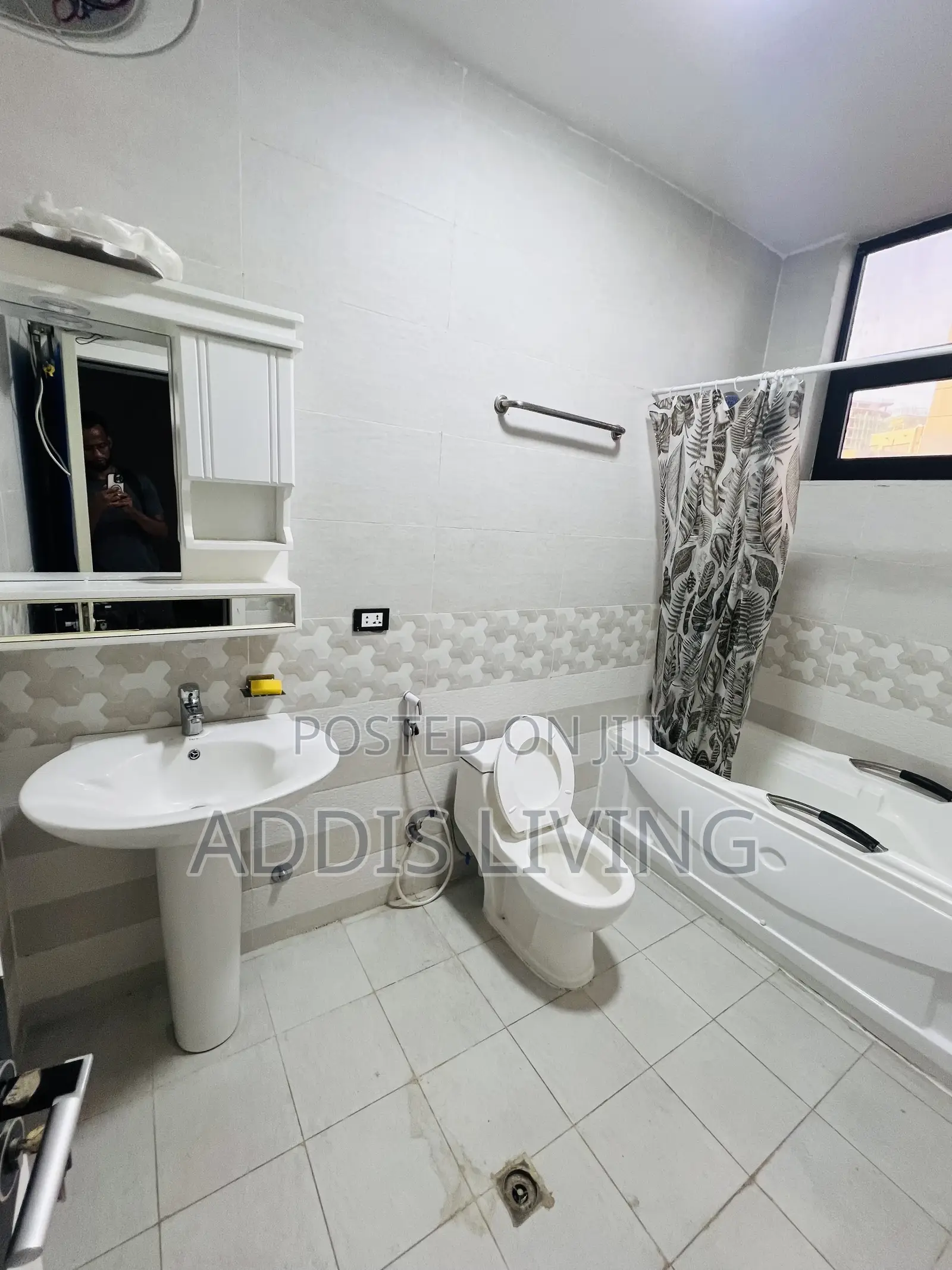 Furnished 3bdrm Apartment in Bole for rent