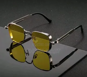 Fashionable New Metal Spring Punk Style Oversized Glasses, Ideal For