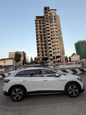 Volkswagen ID.6 2023 White