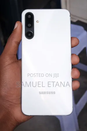 Samsung Galaxy M16 128 GB Silver