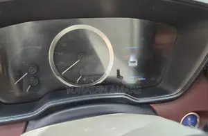 Toyota Corolla Cross Hybrid 2023 White