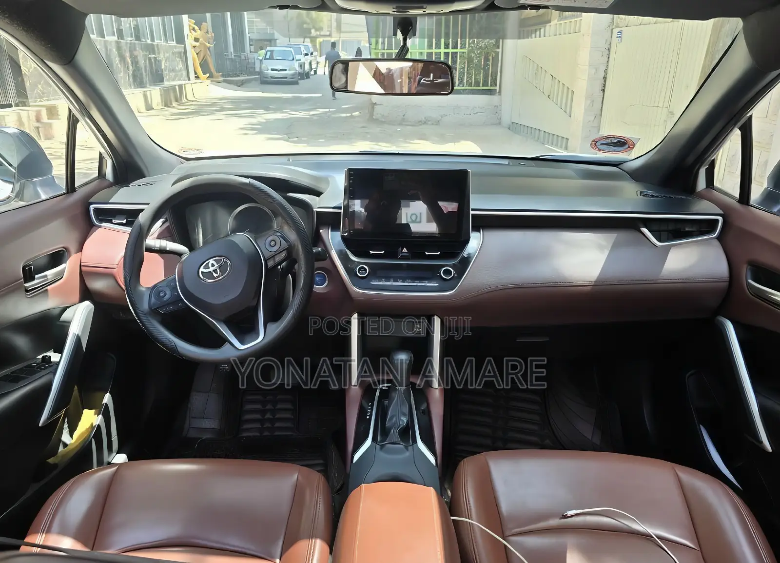 Toyota Corolla Cross Hybrid 2023 White