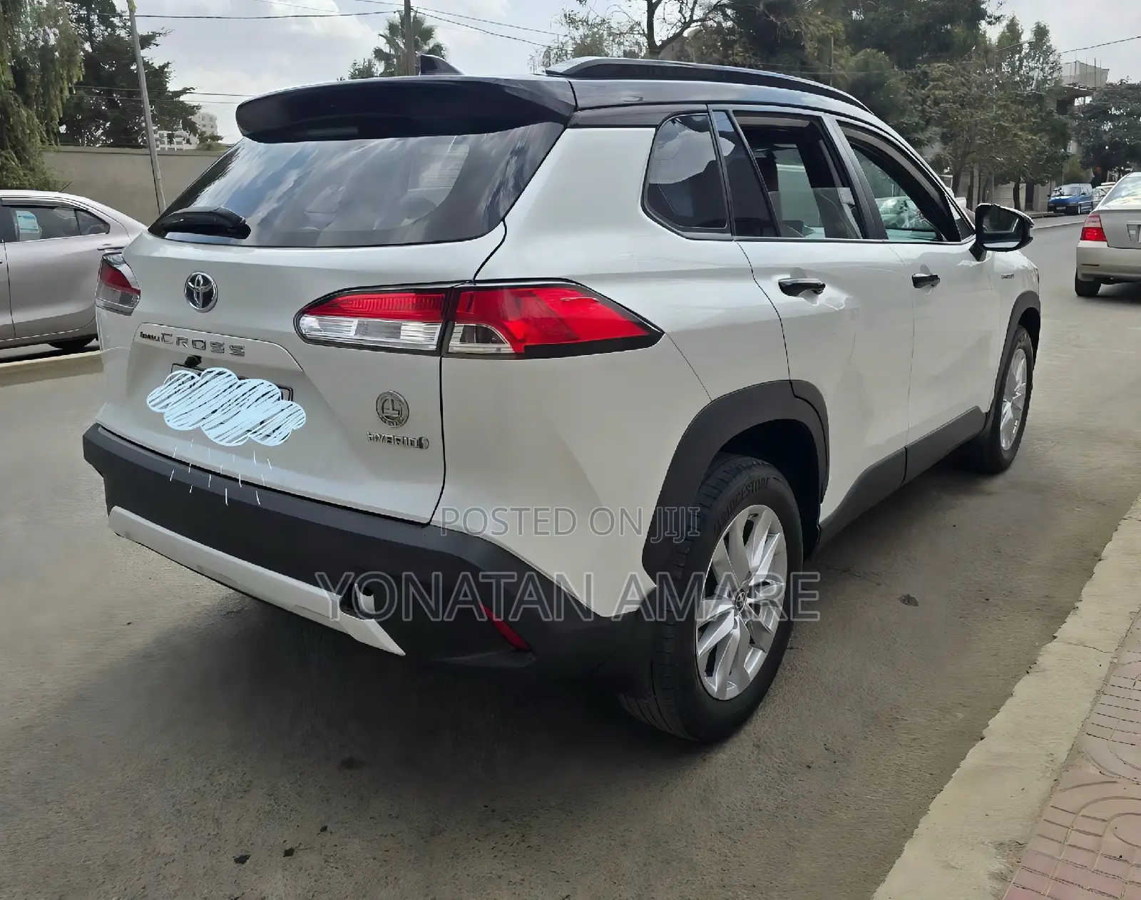 Toyota Corolla Cross Hybrid 2023 White