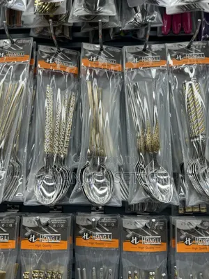 የሾርባ የኬክ የፓስታ የቡና የሻይ ማንኪያዎች እና ሹካ የሾርባ ማንኪያ እና የፓስታ ሹካ