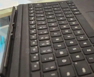 New Laptop Microsoft Surface 16GB Intel Core i5 SSD 256GB