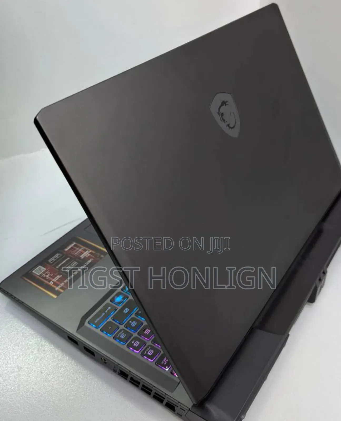 New Laptop MSI Vector 17 HX AI A2XWJG 32GB Intel Core Ultra 7 SSD 512GB