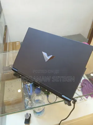 New Laptop HP Victus 15 8GB Intel Core i5 SSD 512GB