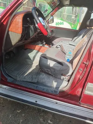 Toyota Land Cruiser 80 Wagon 4.0 D 1990 Burgundy