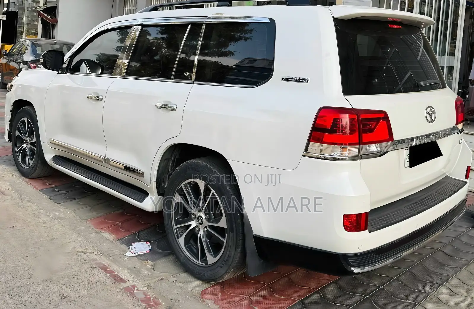 Toyota Land Cruiser 4.5 V8 VXR 2020 White