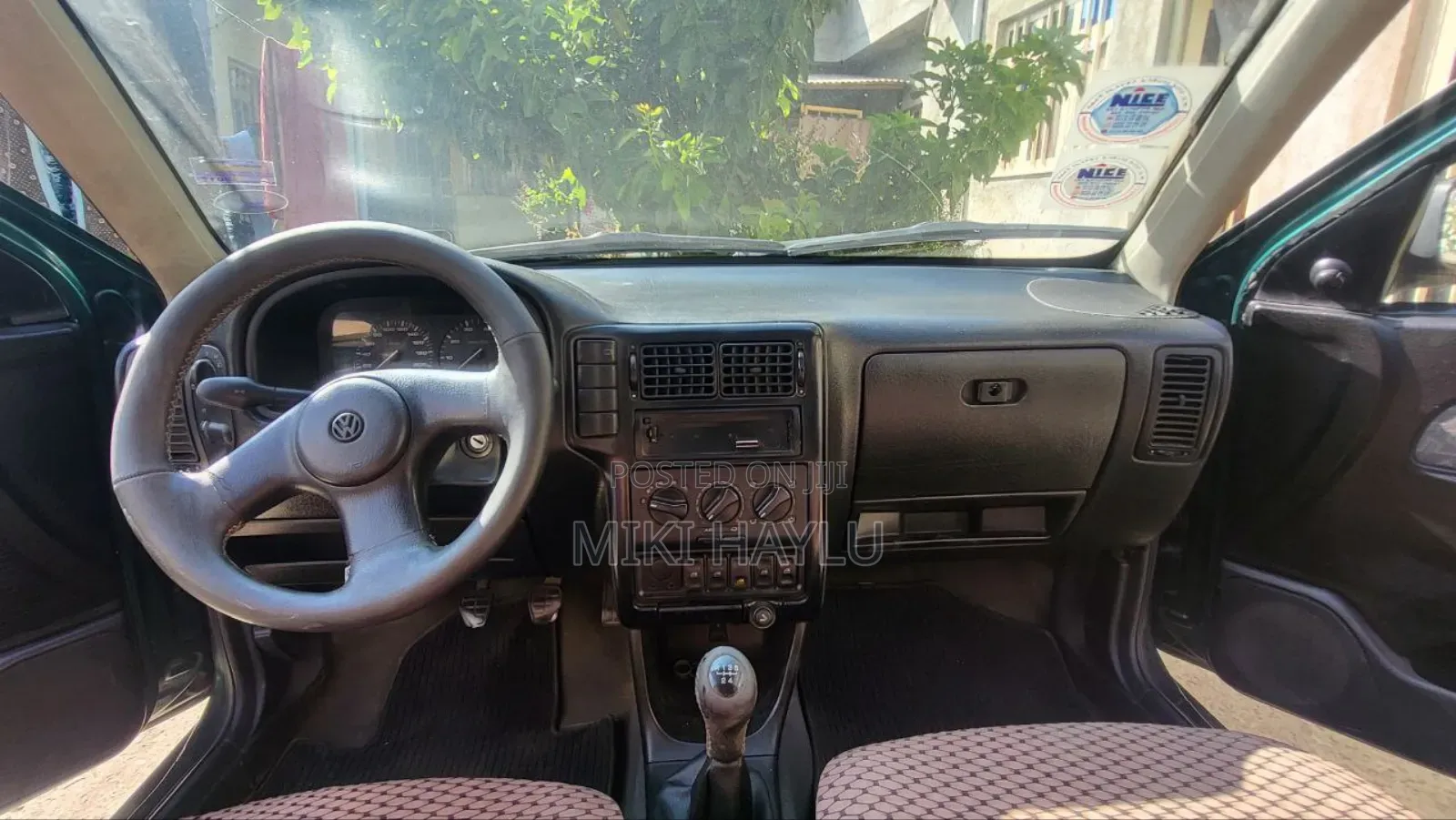 Volkswagen Polo Berline 1998 Green