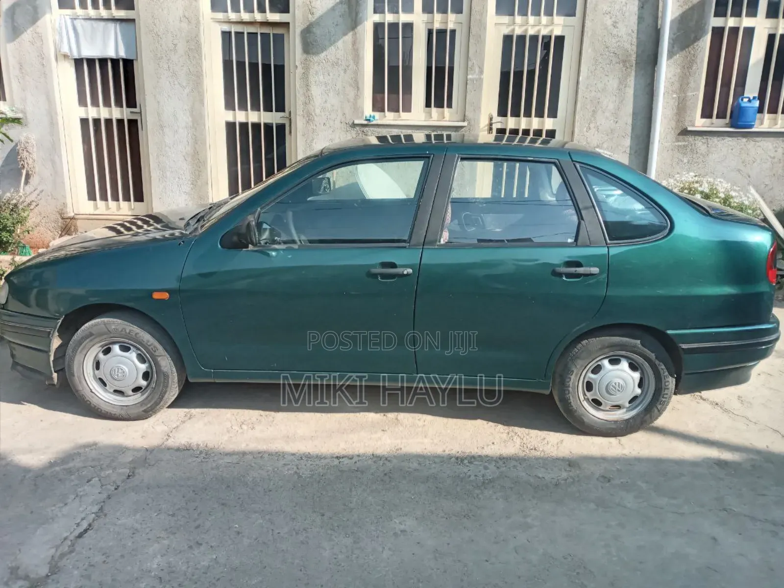 Volkswagen Polo Berline 1998 Green