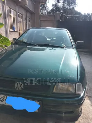 Volkswagen Polo Berline 1998 Green