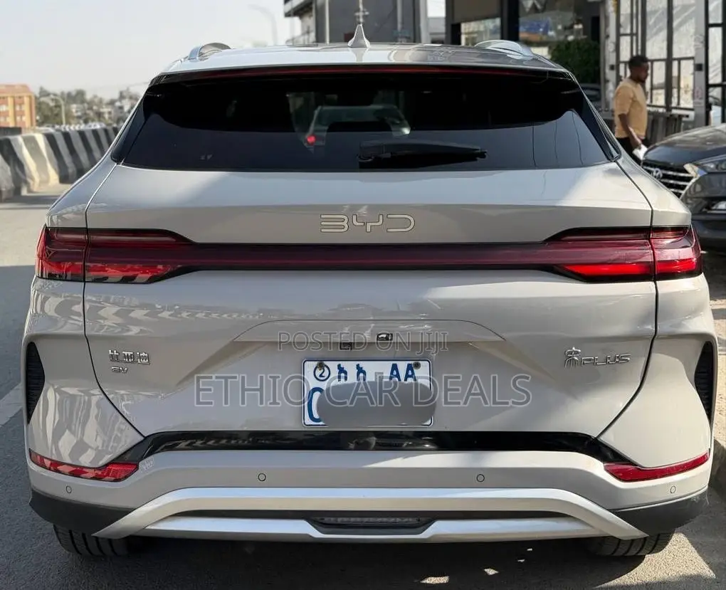 BYD Song Plus EV FWD 2024 Ivory