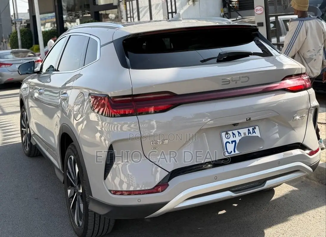 BYD Song Plus EV FWD 2024 Ivory