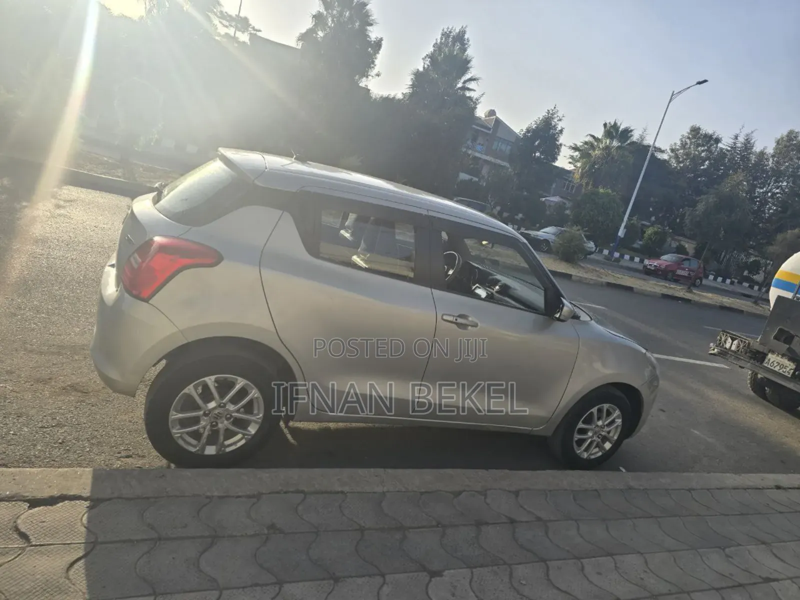Suzuki Swift 2022 Silver
