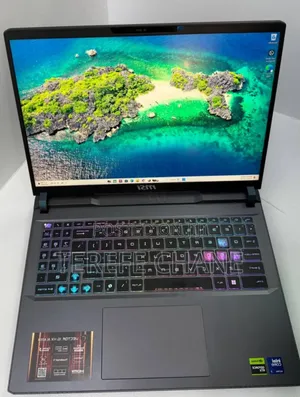 New Laptop MSI Vector 16 HX AI A2XWIG 16GB Intel Core Ultra 7 SSD 512GB
