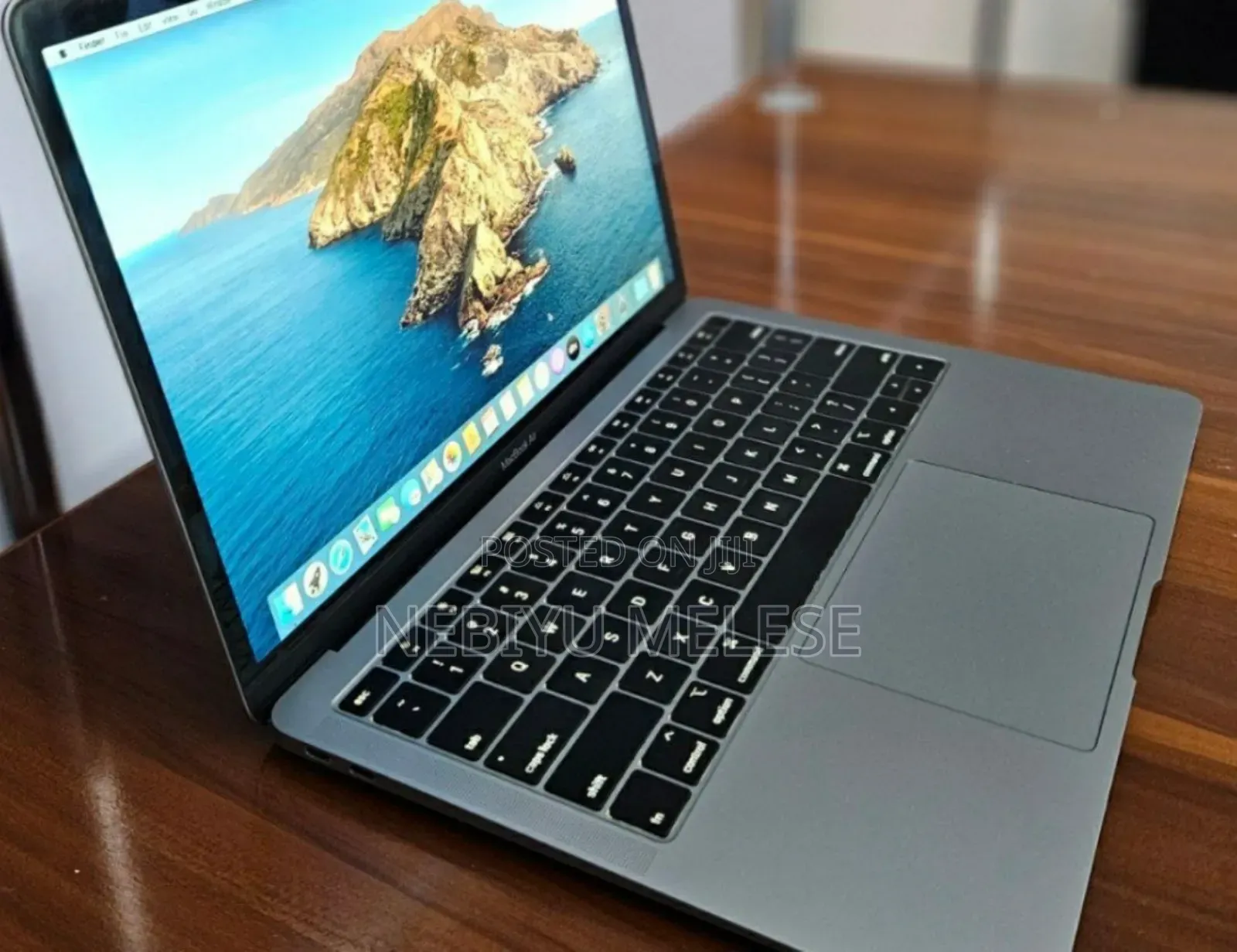 New Laptop Apple MacBook Air 2019 8GB Intel Core i5 SSD 128GB