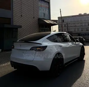 New Tesla Model Y 2023 White