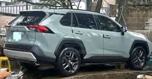Toyota RAV4 2023 Green