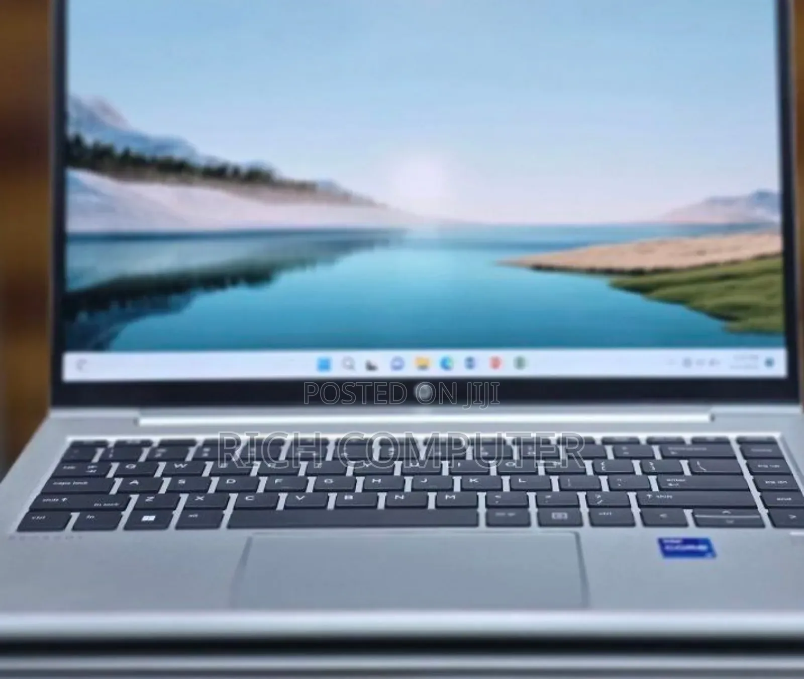 New Laptop HP ProBook 440 G9 16GB Intel Core i7 SSD 1T