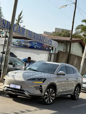 BYD Song Plus 2025 White