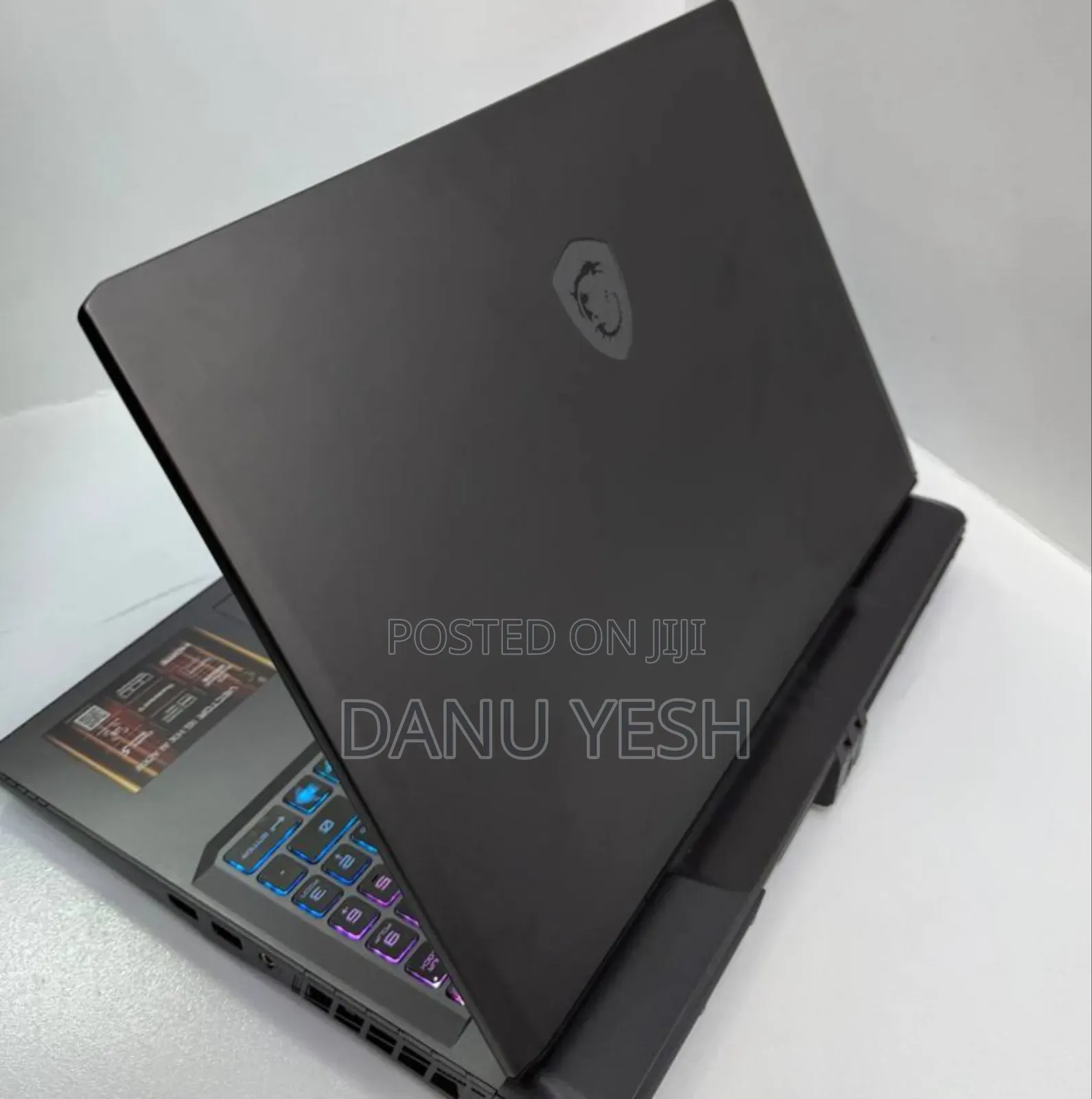 New Laptop MSI Vector 16 HX AI A2XWIG 32GB Intel Core Ultra 7 SSD 512GB