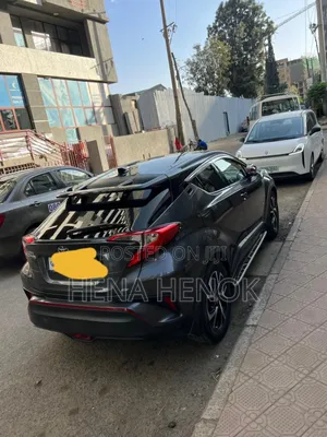 Toyota C-HR 2017 Gray