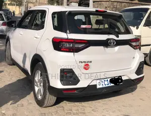 Toyota Raize 2022 White