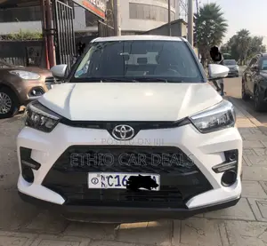 Toyota Raize 2022 White
