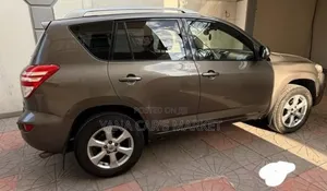 Toyota RAV4 2011 Gray