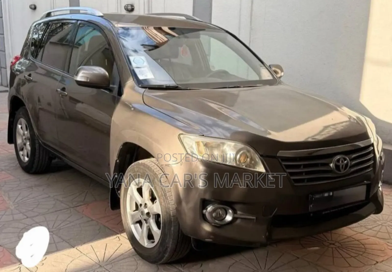 Toyota RAV4 2011 Gray