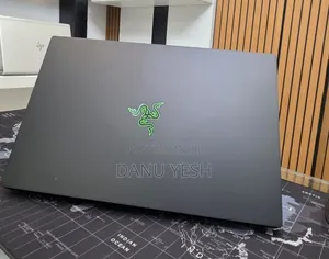 New Laptop Razer Blade 16GB Intel Core i7 SSD 512GB