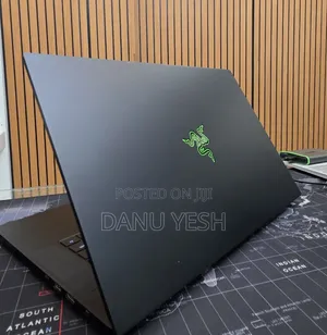 New Laptop Razer Blade 16GB Intel Core i7 SSD 512GB