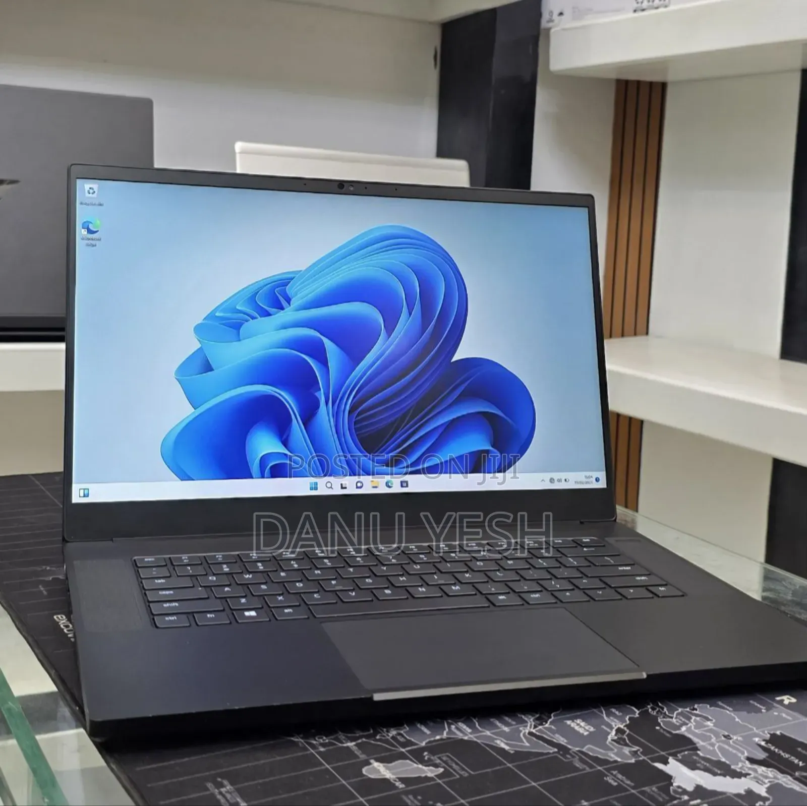 New Laptop Razer Blade 16GB Intel Core i7 SSD 512GB