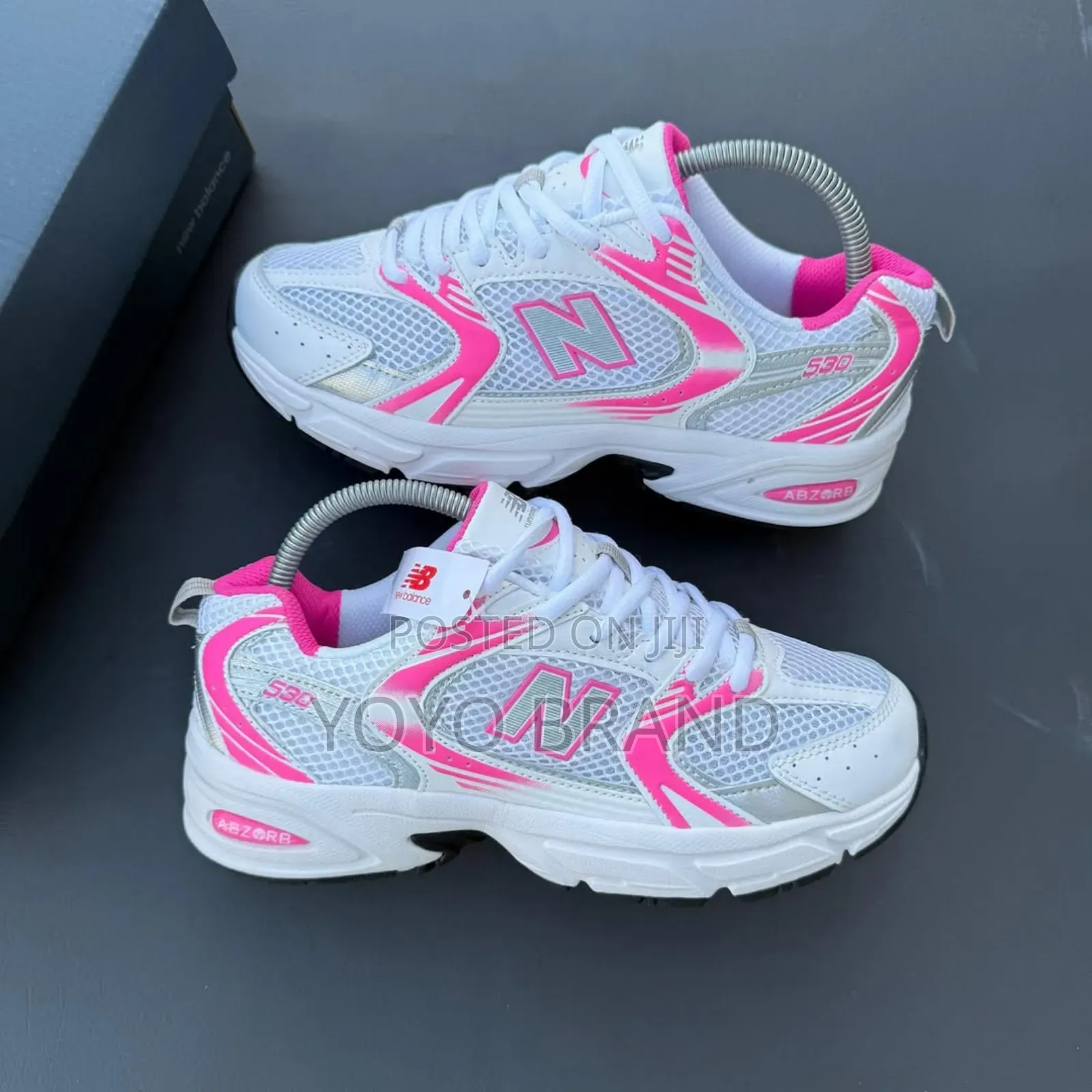 New Balance 530 White/Pink Fashion Sneaker