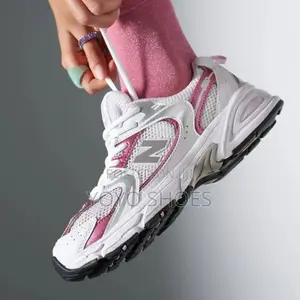 New Balance 530 White/Pink Fashion Sneaker