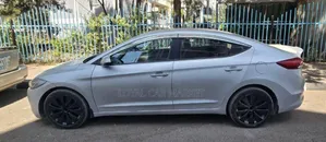 Hyundai Elantra 2016 Gray