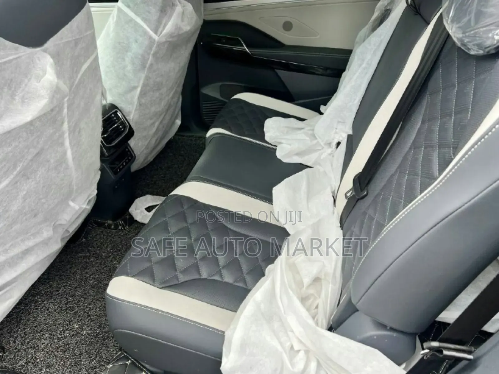 New Volkswagen ID.6 2024 Blue