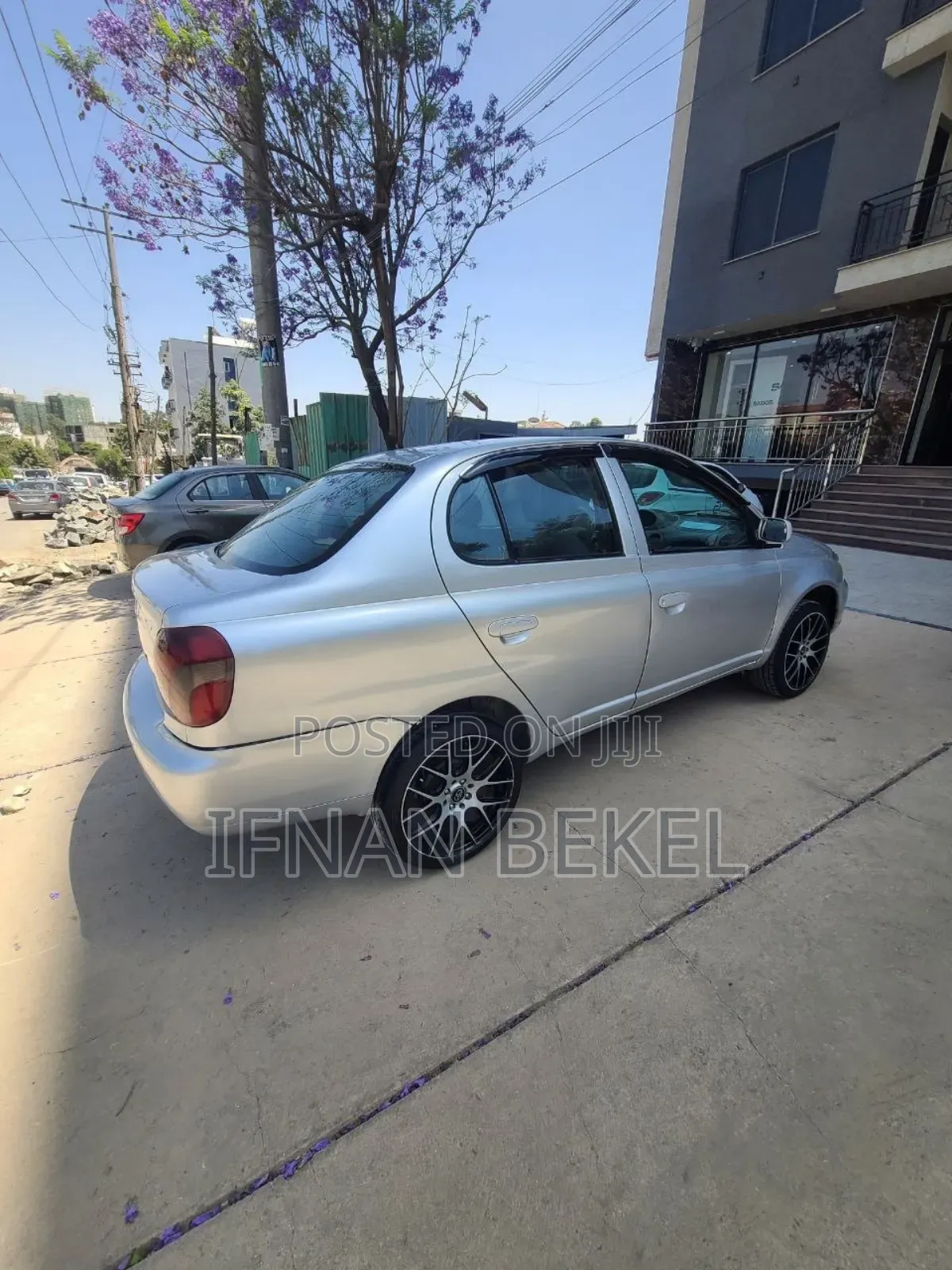 Toyota Platz 2001 Silver